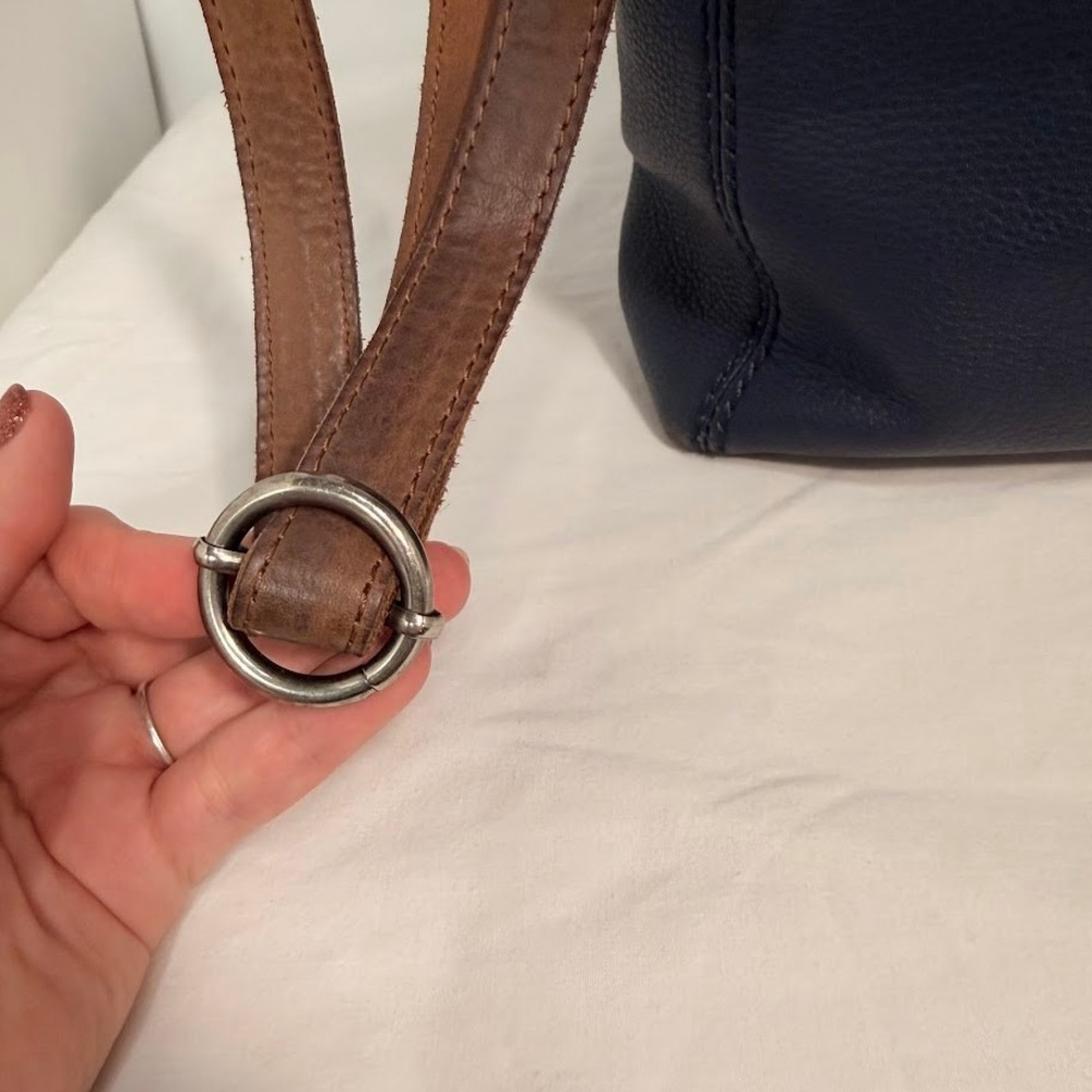 The Sak Ashland Crossbody Navy Hobo Shoulder Bag Leather Purse Distressed Worn - Picture 8 of 13